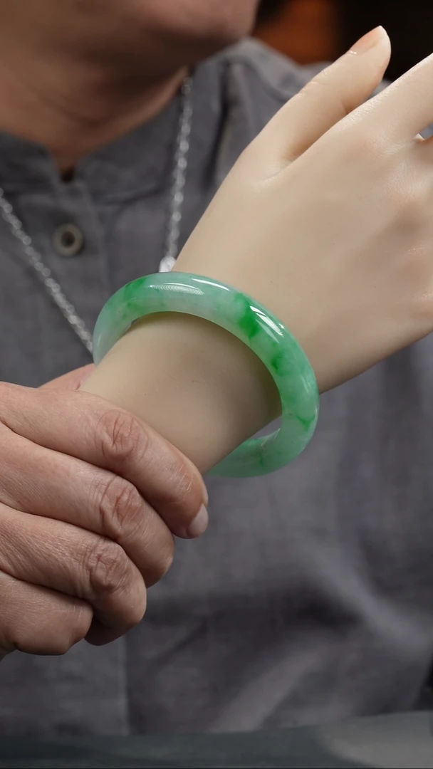 未镶嵌手镯翡翠常*明55521·