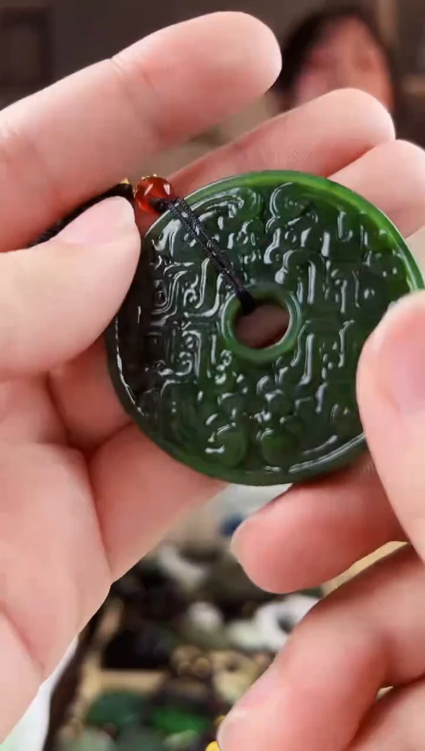 颈饰未镶嵌和田玉拍一发一，多样性发货