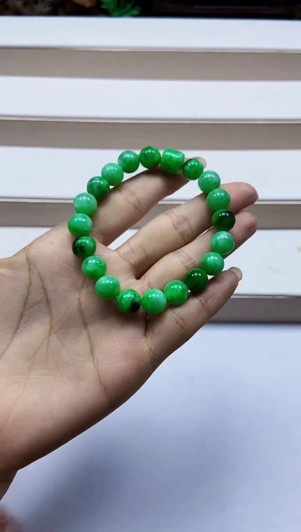 颈饰未镶嵌翡翠翡翠A货