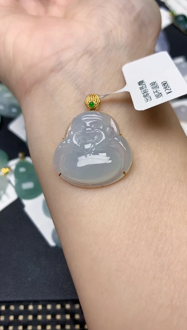 颈饰18K金镶嵌翡翠天然缅甸A货翡翠