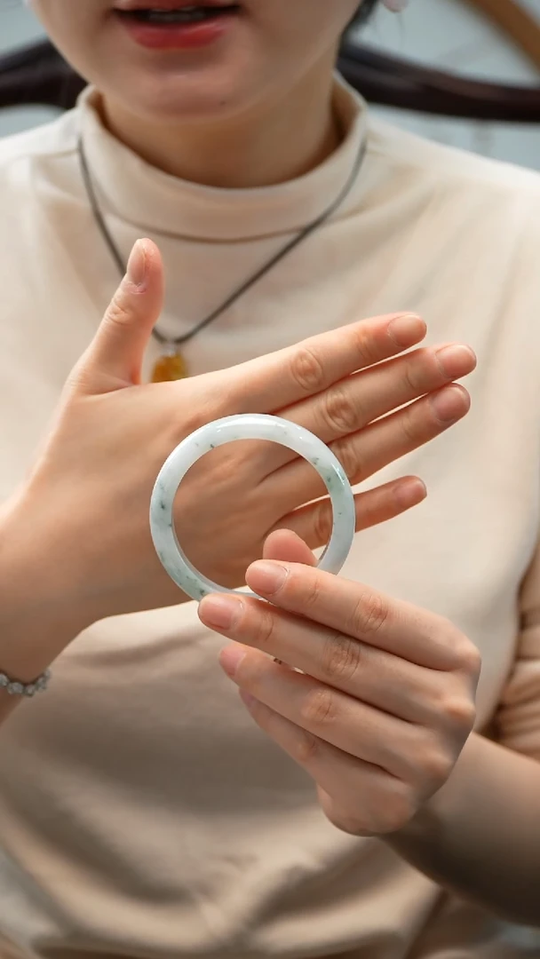 未镶嵌手镯翡翠21号