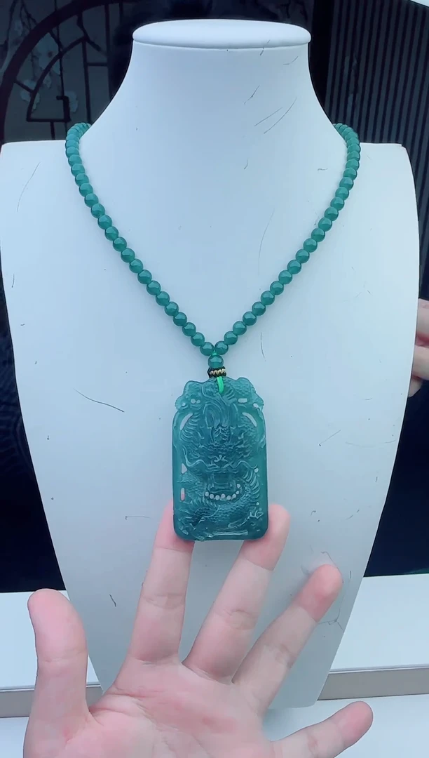 颈饰未镶嵌翡翠多样性发其一