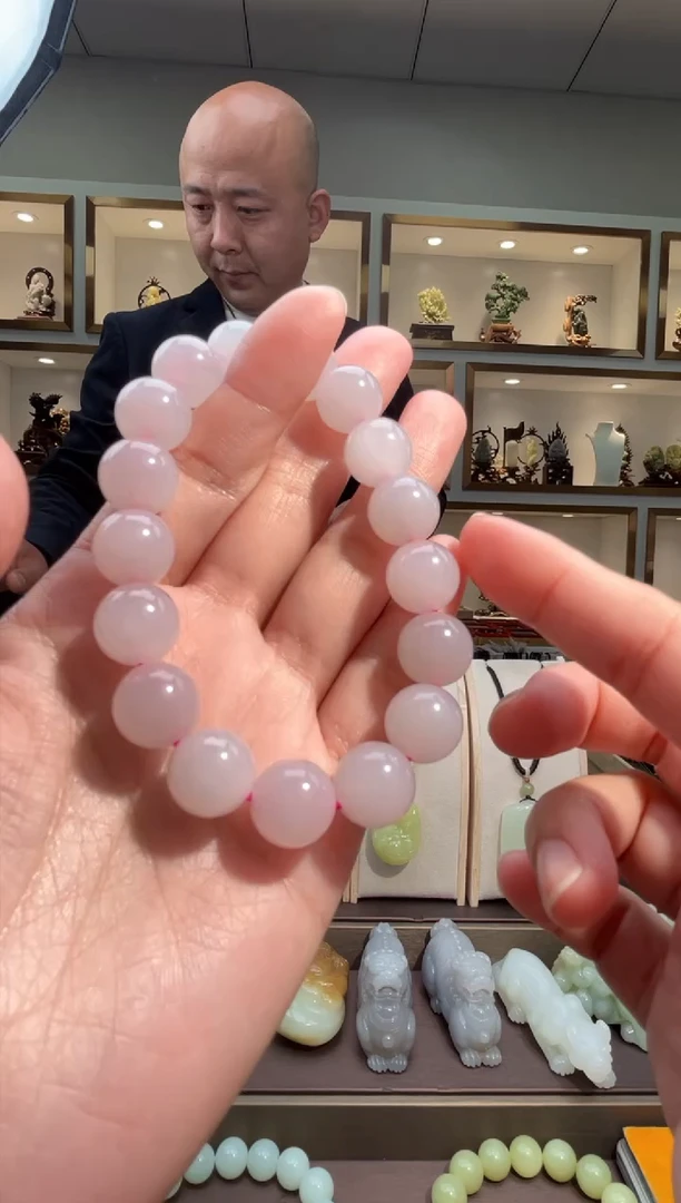 颈饰未镶嵌和田玉苏