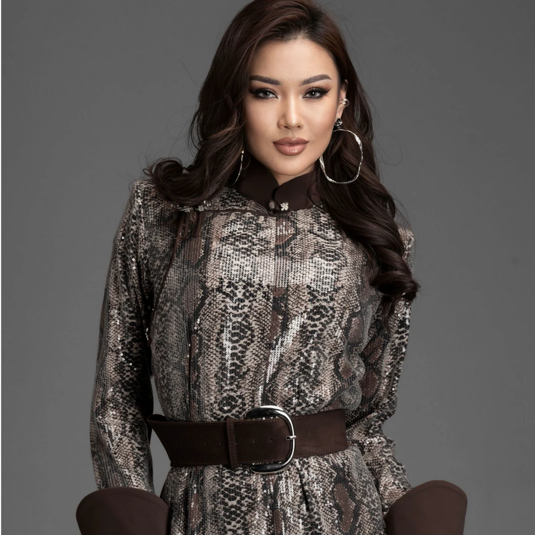 【戴尔玛精品服饰3】设计师新款马蹄袖蒙古元素豹纹亮片袍子 D9107