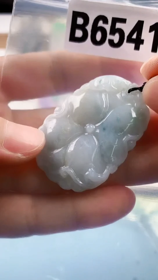 翡翠未镶嵌颈饰天然翡翠吊坠挂件