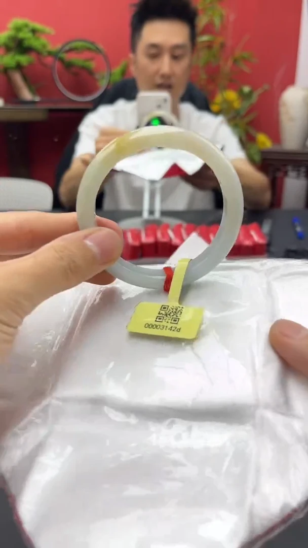 未镶嵌手镯翡翠3        5657