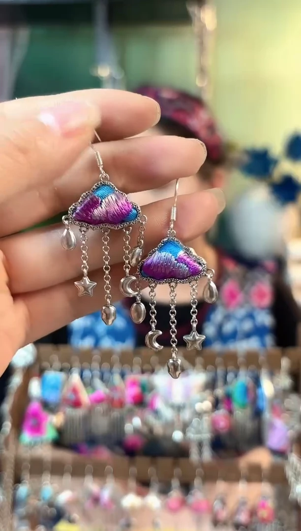 织绣紫**影彩云南阁非遗老绣823