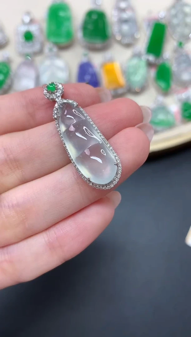 翡翠18K金镶嵌吊坠(不含链)A376|13800