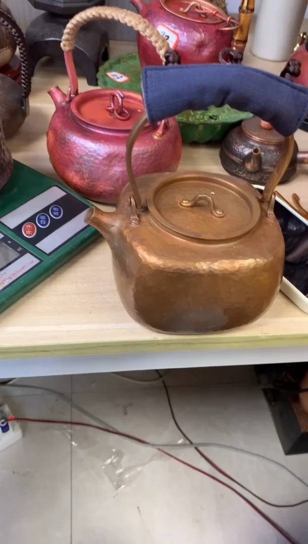 莹*紫铜包浆色四方提梁壶