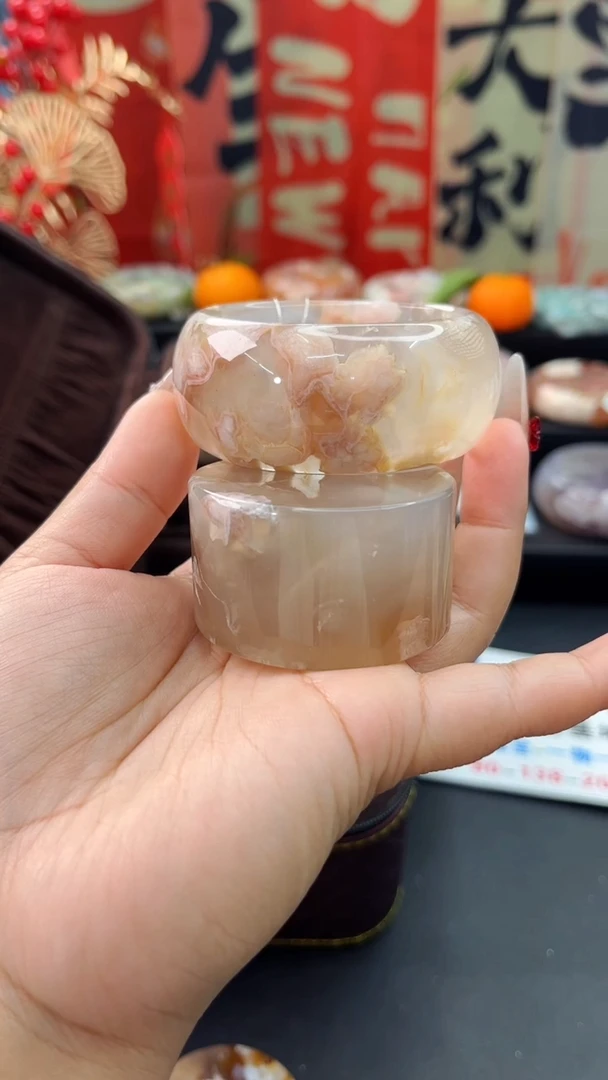 【闪购商品】石英质玉手镯未镶嵌赠送镯心（53圈口）