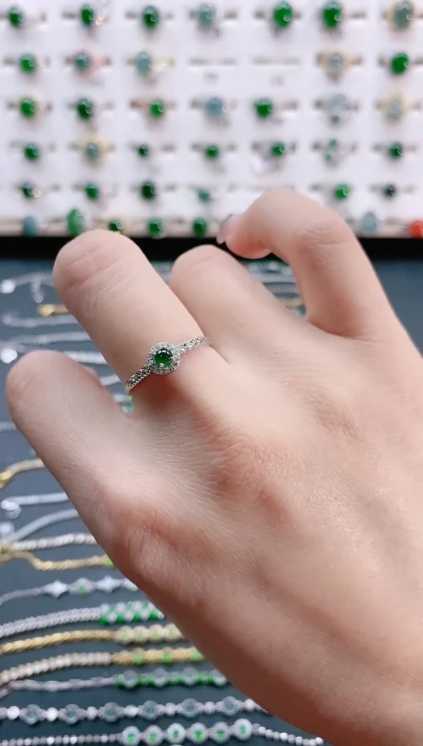 【闪购商品】翡翠戒指银S925镶嵌天然翡翠