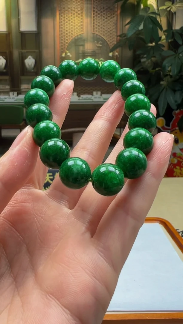 翡翠未镶嵌颈饰G2025-5-10-23