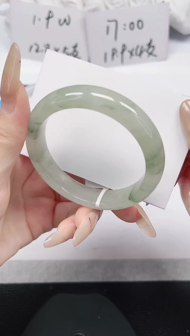 未镶嵌手镯石英岩玉178-53/54
