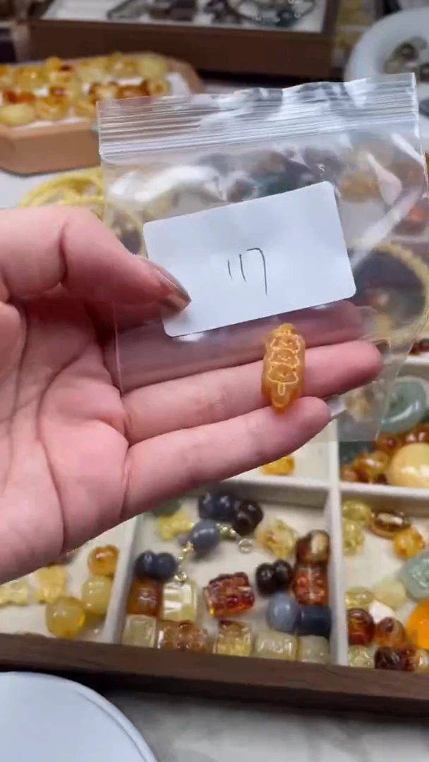 裸石琥珀未镶嵌117/微瑕