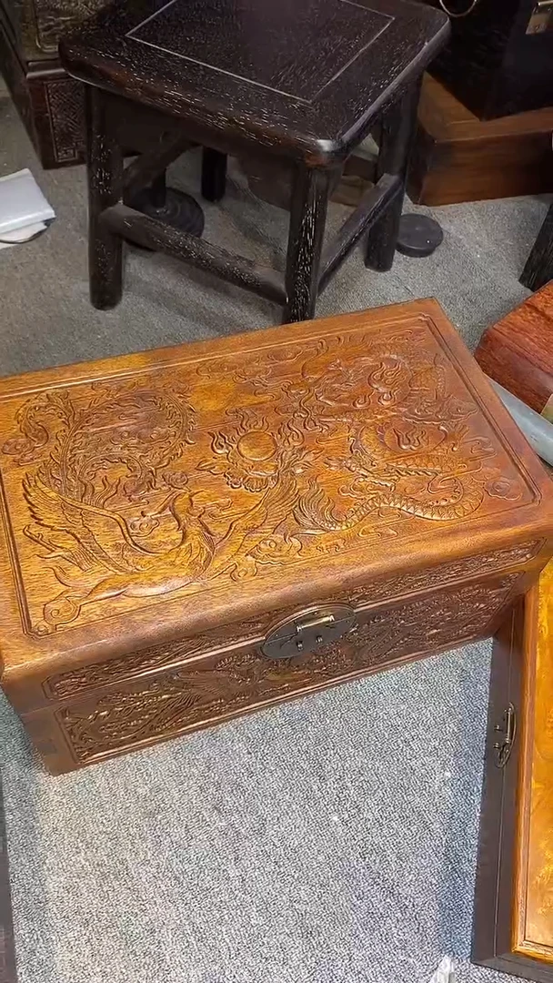 木木雕款风***！大箱子一个