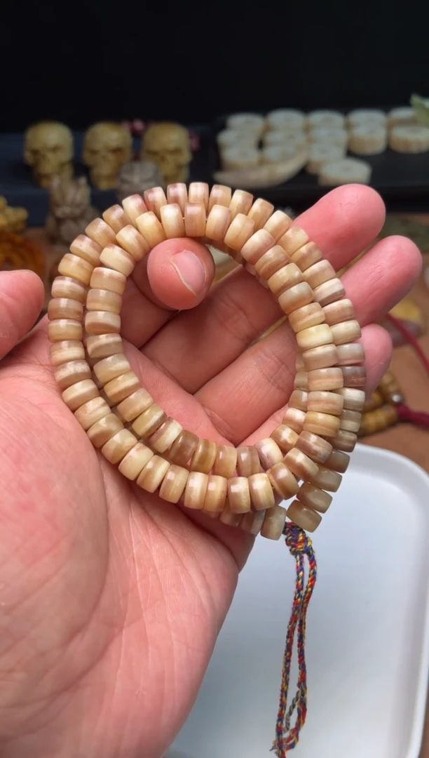 驼骨其他?****?杂件796-驼骨三花药片长串