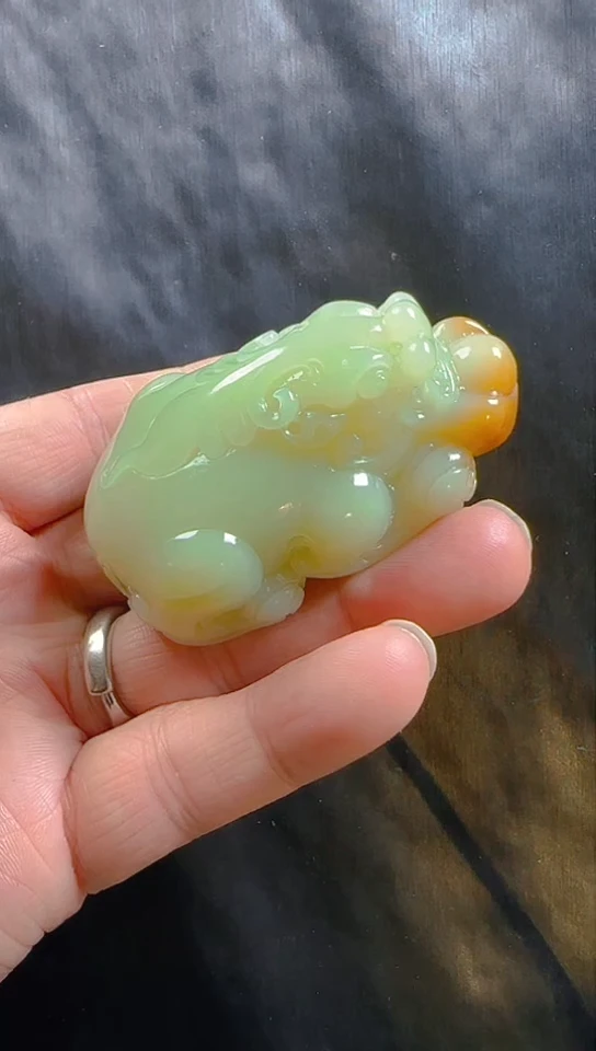 颈饰未镶嵌和田玉（糖玉）和田玉