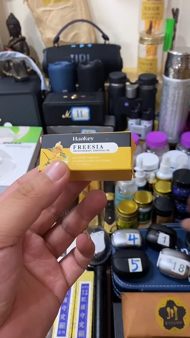 瓷片闪购商品 如图所示