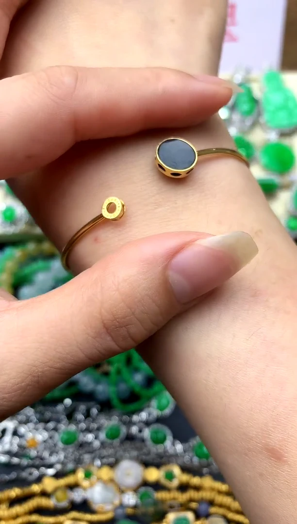 18K金镶嵌手镯翡翠229-中国好珍宝