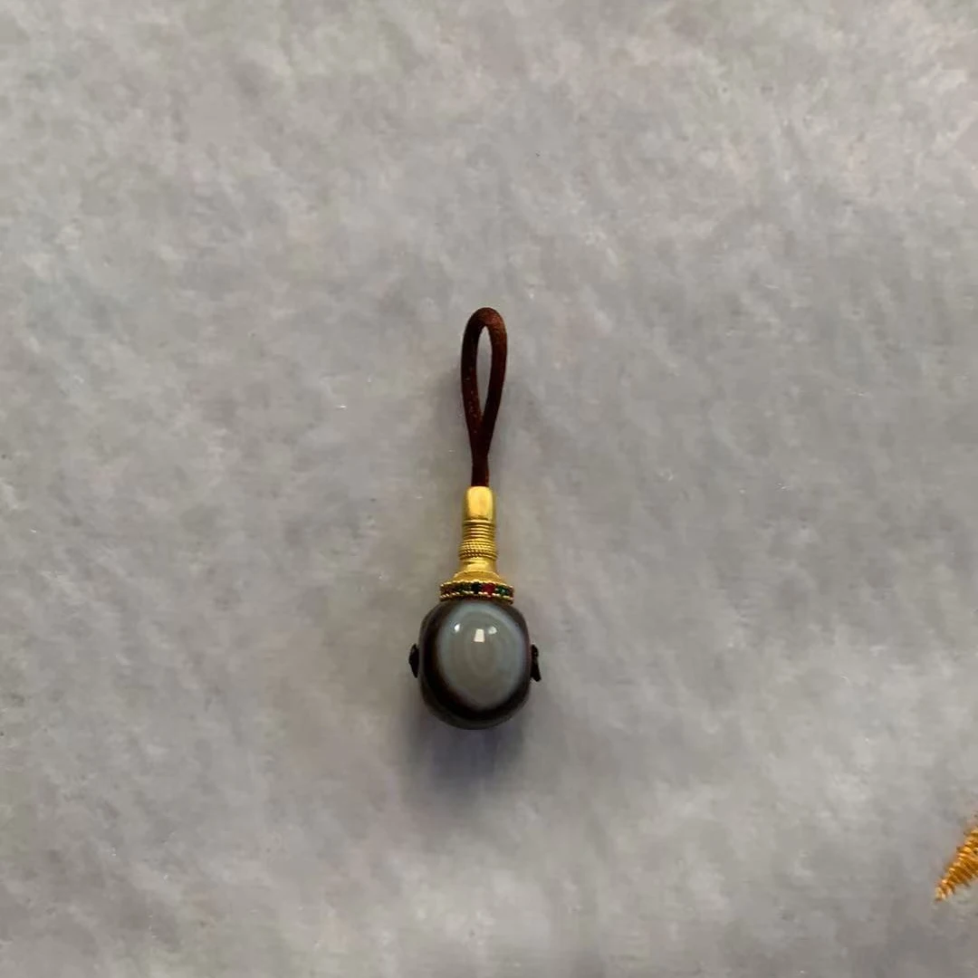 玛瑙三通文玩配饰