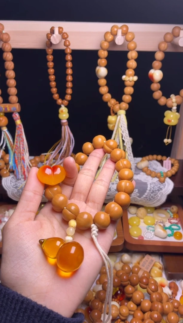 吊坠猴头核桃M****S全品原皮泡芙俏色心黄跑环坠大透葫芦三通