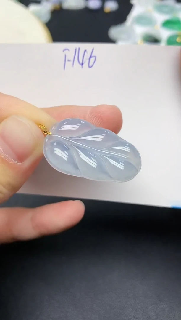 颈饰18K金镶嵌翡翠天然缅甸A货翡翠百元以上9元证书费自理