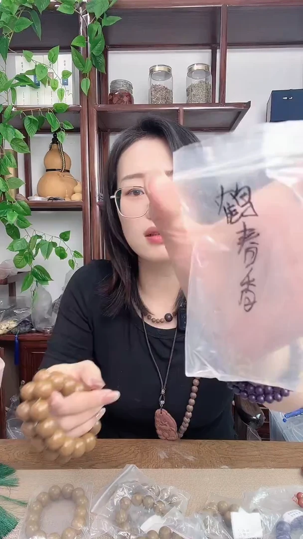 泥塑零*人红麝香方的小猫牌子