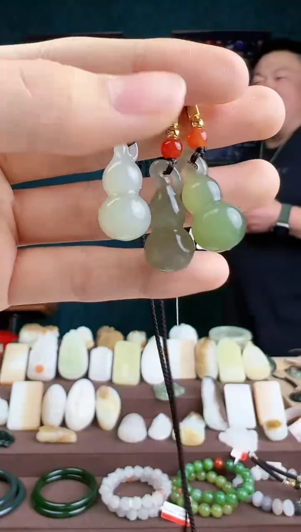 【闪购商品】和田玉颈饰未镶嵌ZZ 拍一发一 多样性发货