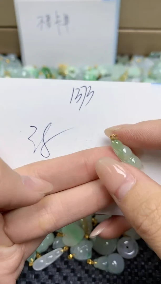 【闪购商品】翡翠颈饰18K金镶嵌天然缅甸A货翡翠