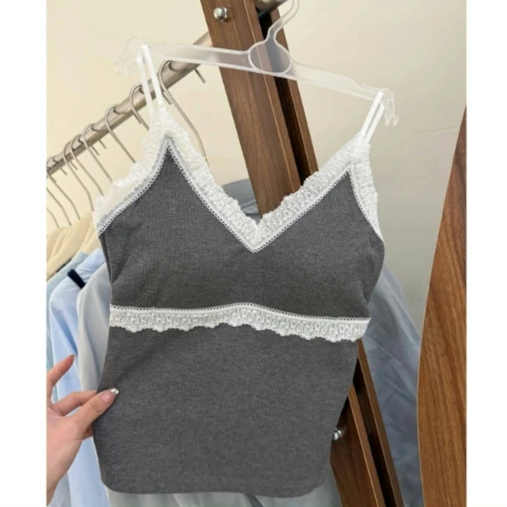 设计感舒适通勤蕾丝边修身吊带背心2025新款春夏时尚辣妹无袖上衣