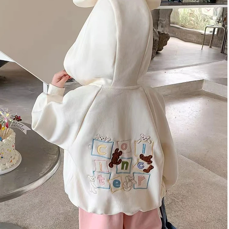 新款2025套装卡通立体刺绣女童新款春秋女童连帽新款时尚洋气可爱