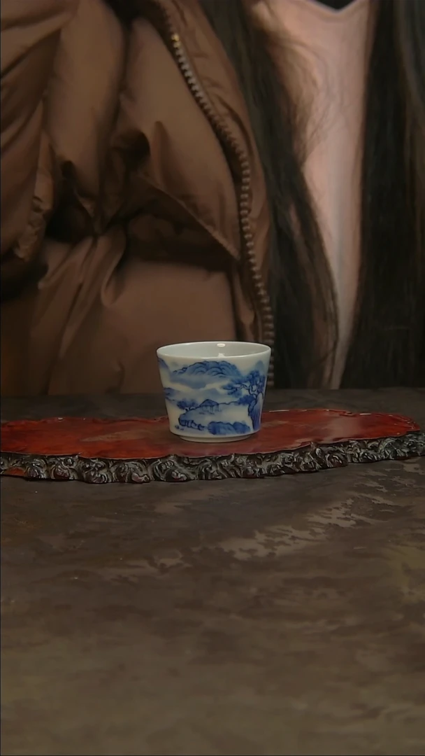 【闪购商品】青花手绘山水主人杯