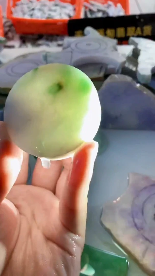 颈饰未镶嵌翡翠缅甸A货翡翠31