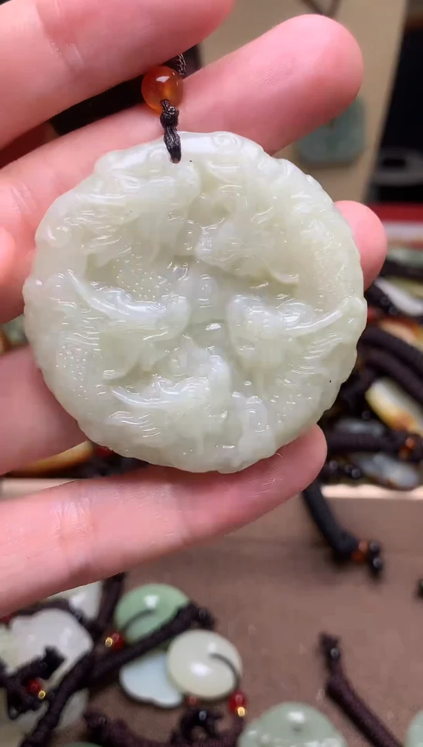 颈饰未镶嵌和田玉新疆料青海料清水和田玉吊坠