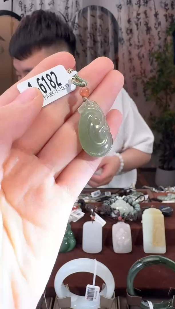 和田玉未镶嵌颈饰6182