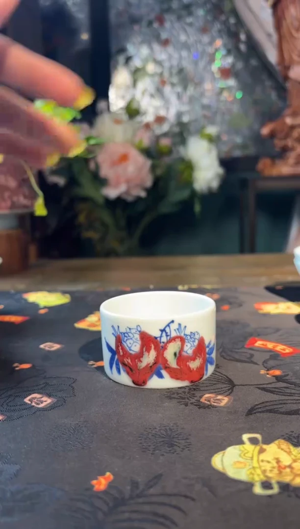 瓷青花手绘石榴杯杯