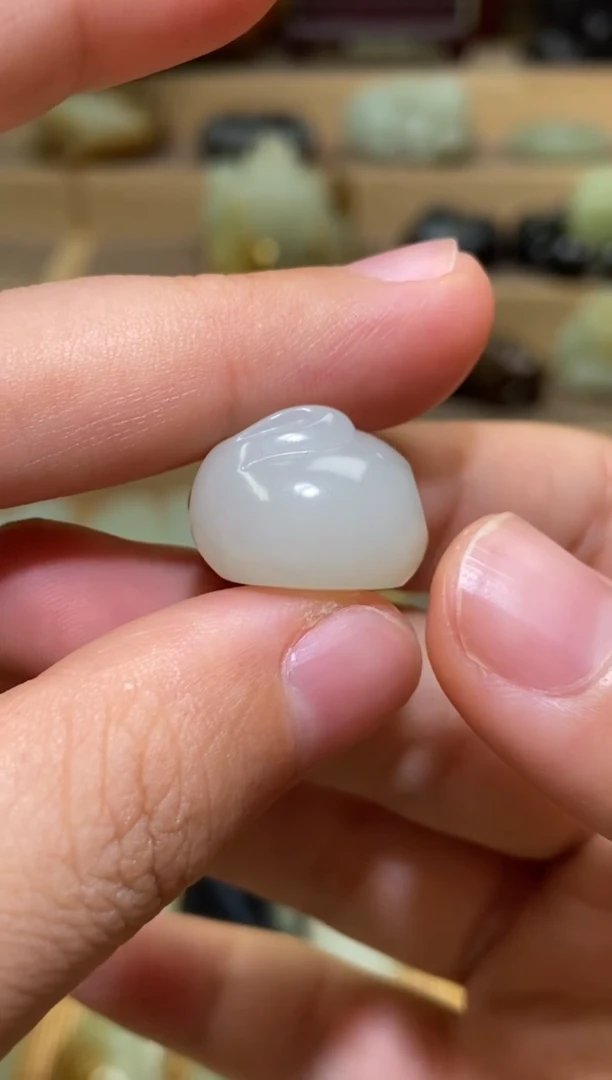 未镶嵌和田玉挂件新疆和田玉玉兔挂件