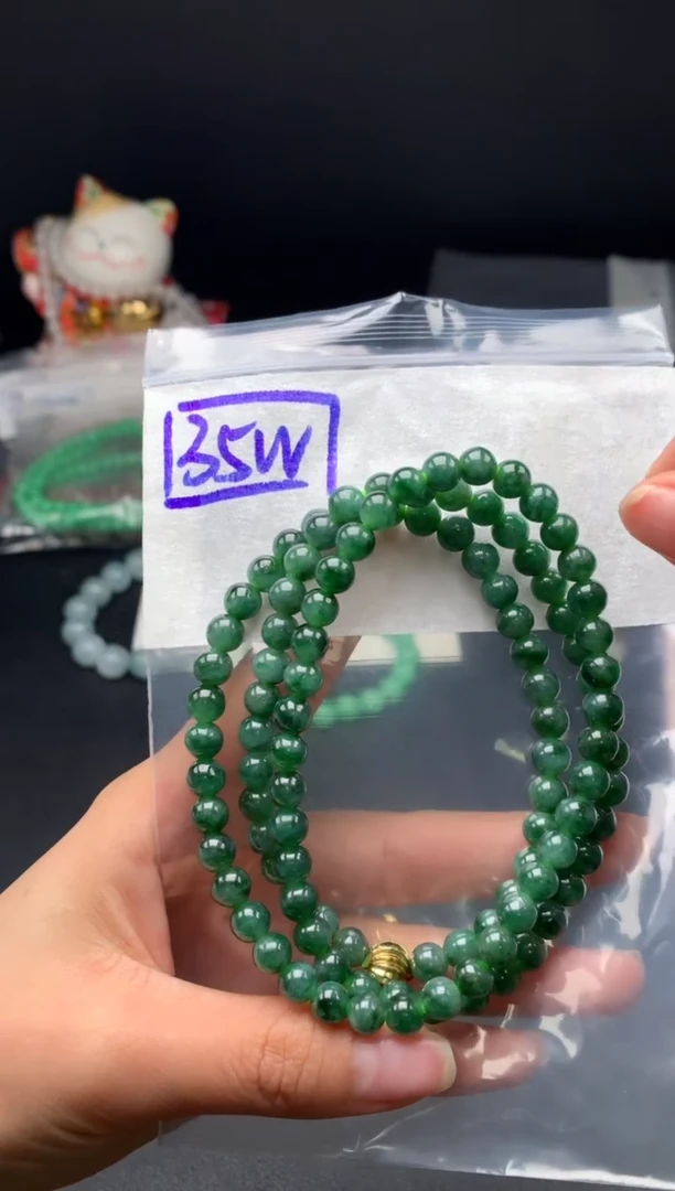 未镶嵌挂件翡翠28  卡6.7