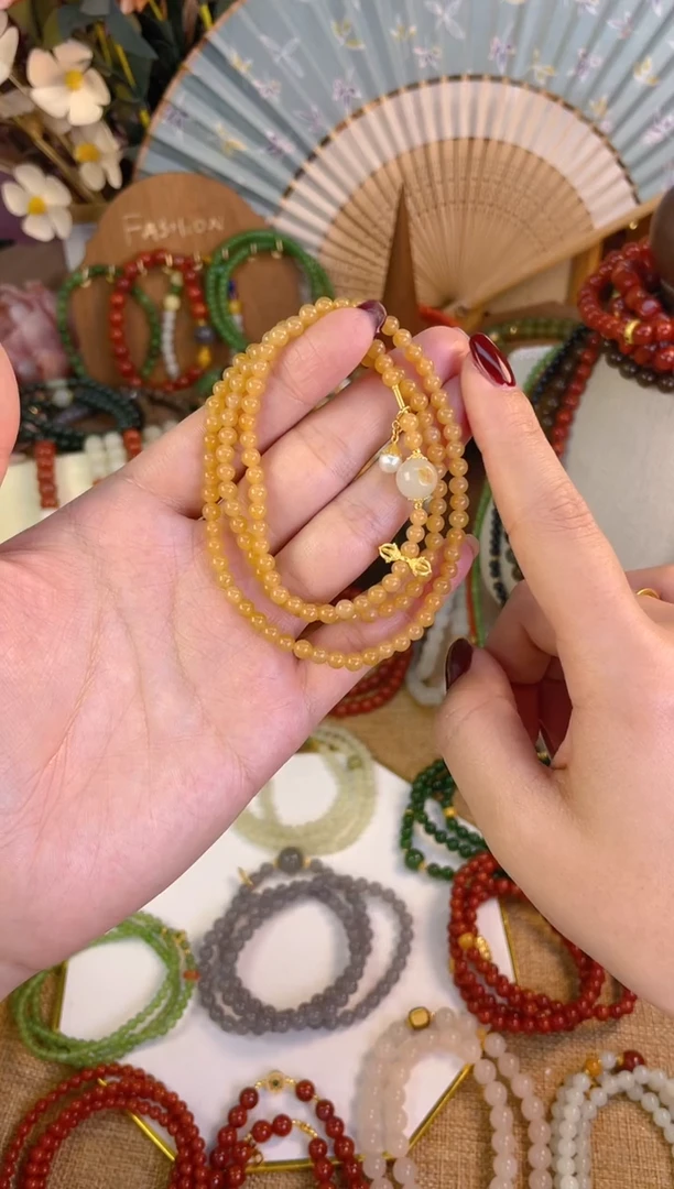 【闪购商品】和田玉三圈18K金镶嵌糖玉