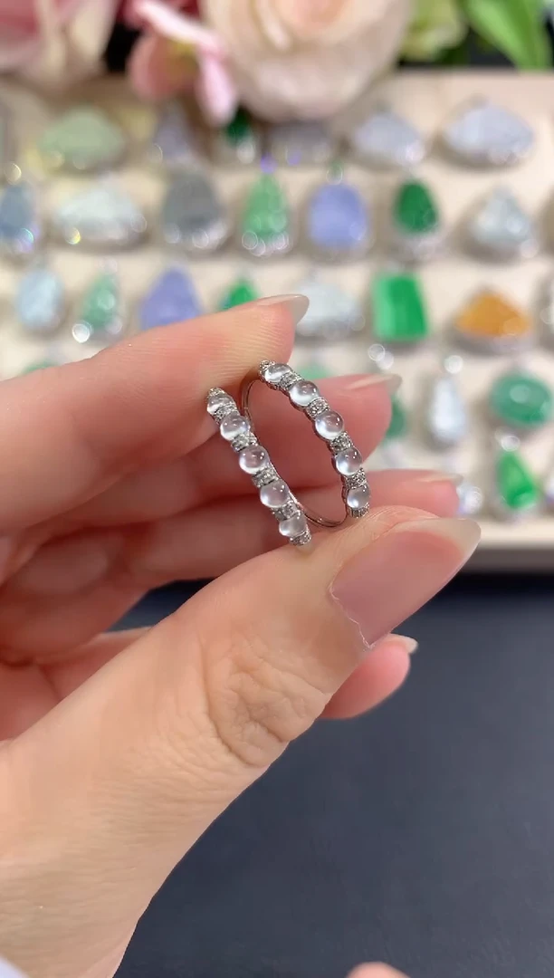 18K金镶嵌戒指翡翠b23  多样性一件发