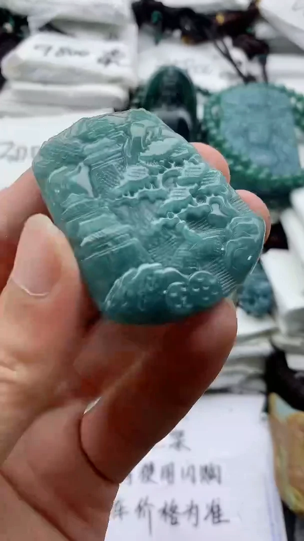 翡翠未镶嵌颈饰88888888