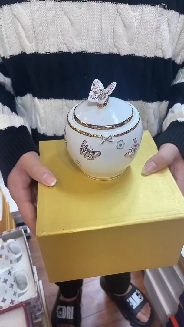 杯鸿辉家品牌瓷器，京东包邮！