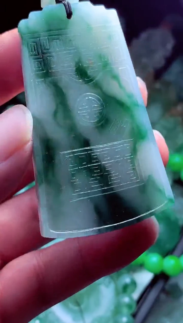 未镶嵌定制翡翠呆**?翡翠毛货定制