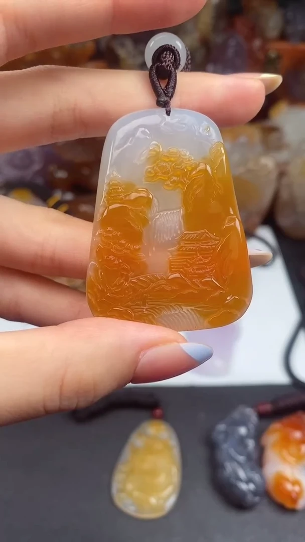 玛瑙/玉髓颈饰未镶嵌克**琴AA