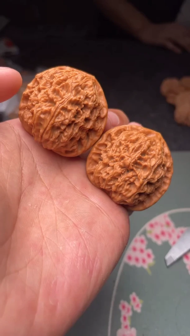 把件文玩核桃a331   水龙纹    40尺