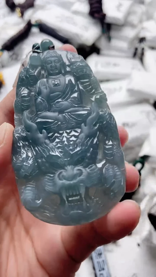 翡翠未镶嵌颈饰88888888888888