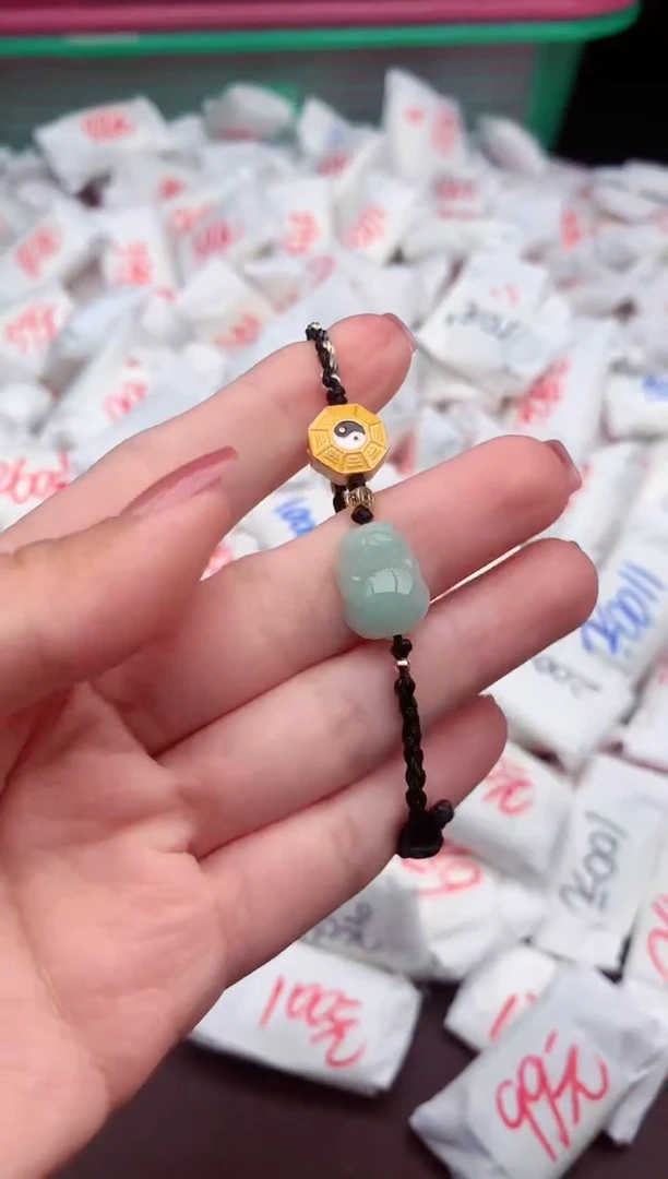 【闪购商品】翡翠手绳未镶嵌一