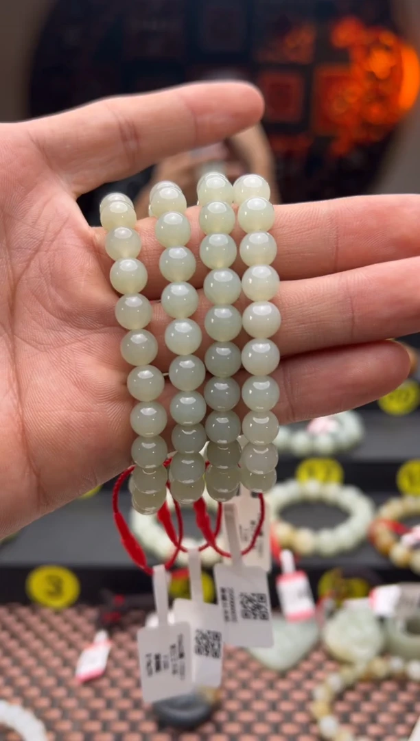 未镶嵌手串和田玉且末料青白玉手串卡8多样性发其一