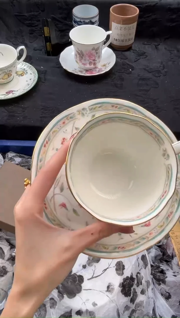 瓷片若*月       C612