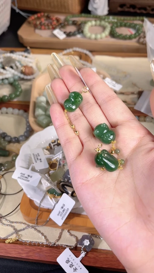 吊坠(不含链)银S925镶嵌和田玉多样性发其一孤品默认微瑕